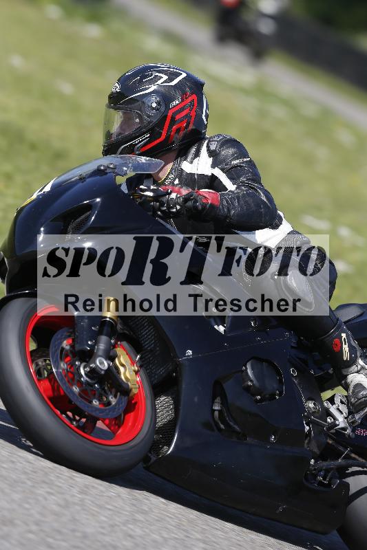 /12 30.04.2025 Speer Racing ADR/Gruppe gruen/backside